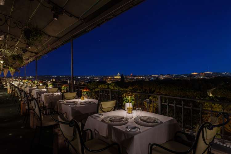 Mirabelle by night 01