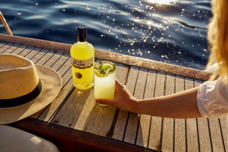 Limoncello di Capri Consumption